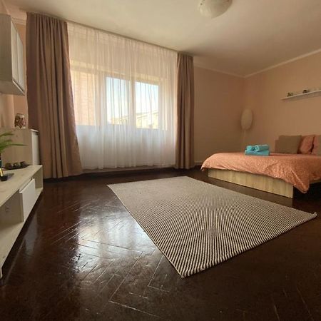 Apartament Leya Appartamento Deva Esterno foto