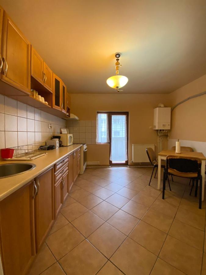 Apartament Leya Appartamento Deva Esterno foto