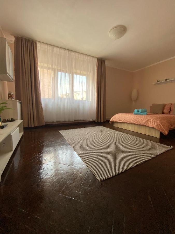 Apartament Leya Appartamento Deva Esterno foto